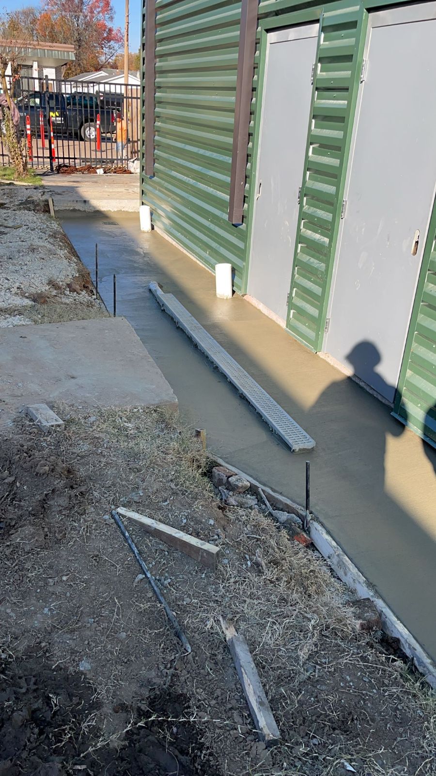 concrete walkway around building
